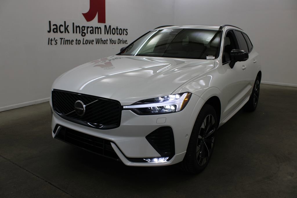 New 2026 Volvo XC60 B5 Plus w/ Protection Package Premier image 2