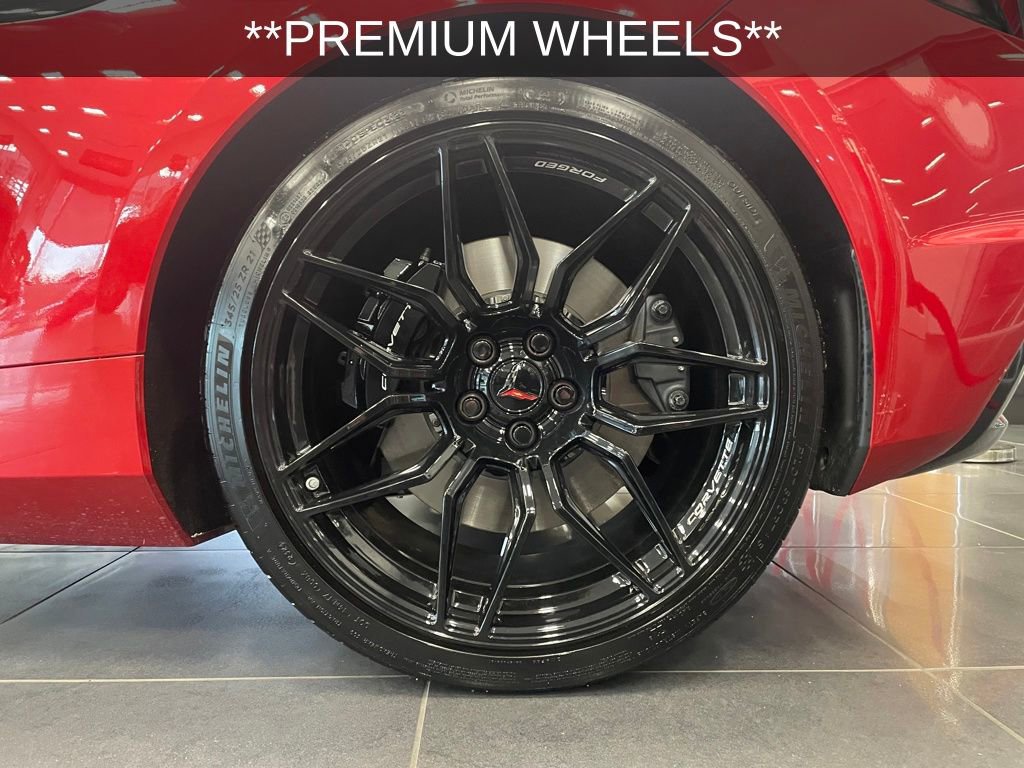 Used 2025 Chevrolet Corvette Z06 image 11