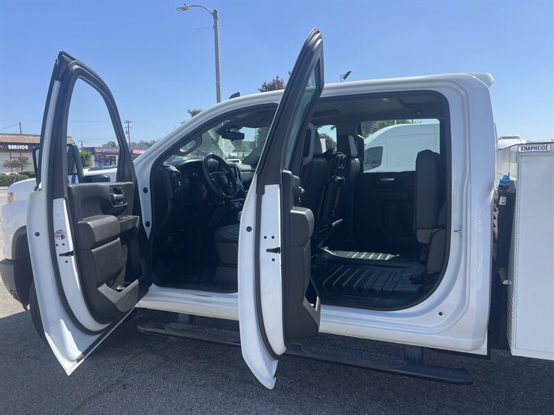 Used 2024 Chevrolet Silverado 2500 W/T w/ WT Fleet Convenience Package AWD/4WD image 9