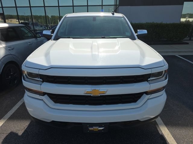 Used 2018 Chevrolet Silverado 1500 Custom w/ Custom Value Package AWD/4WD image 2