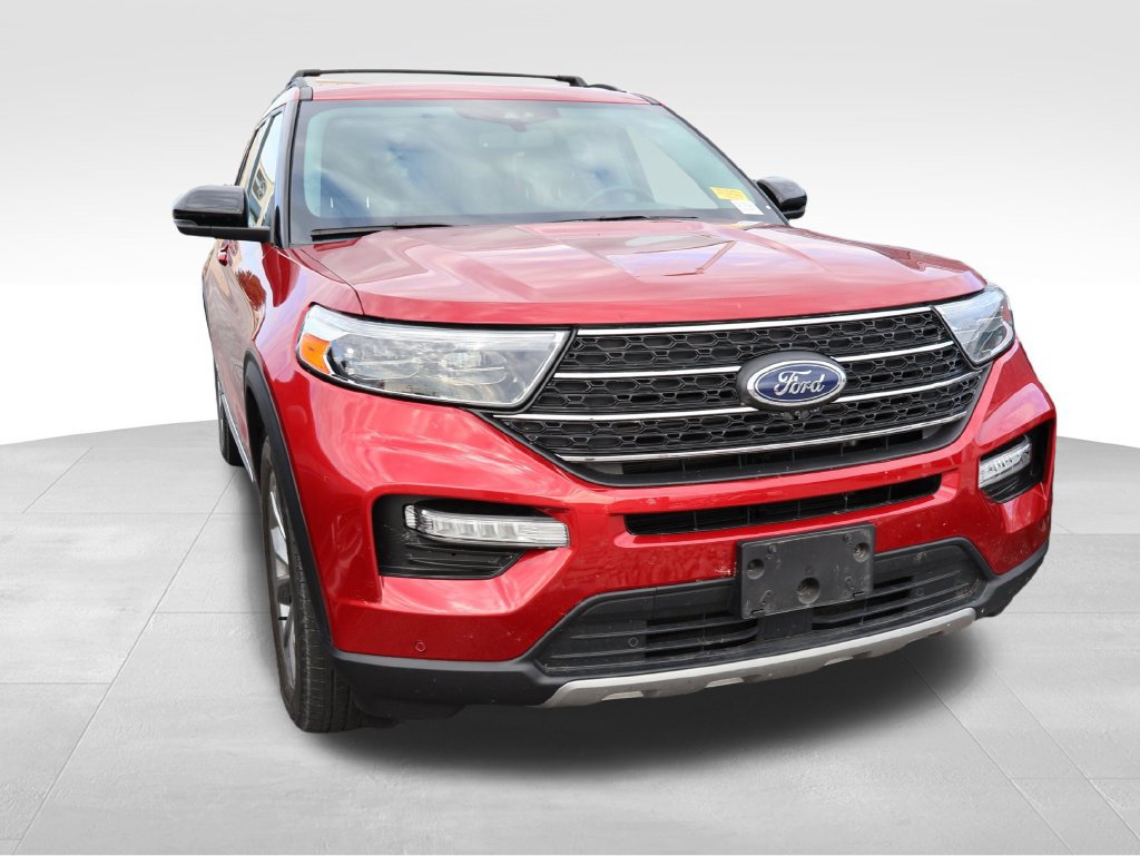 Used 2022 Ford Explorer XLT w/ Equipment Group 202A AWD/4WD image 10