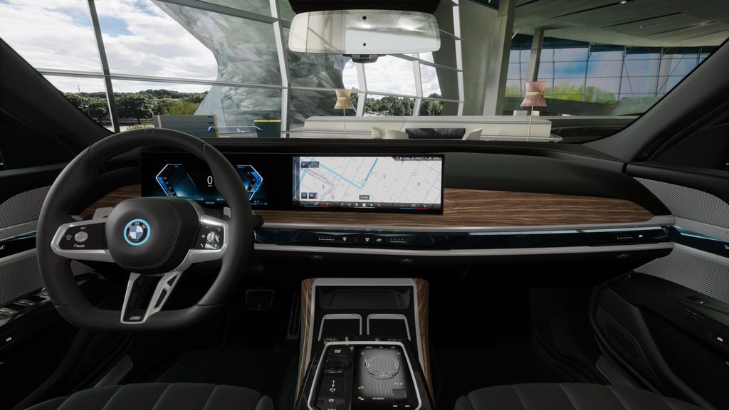 Used 2026 BMW 750e xDrive image 40