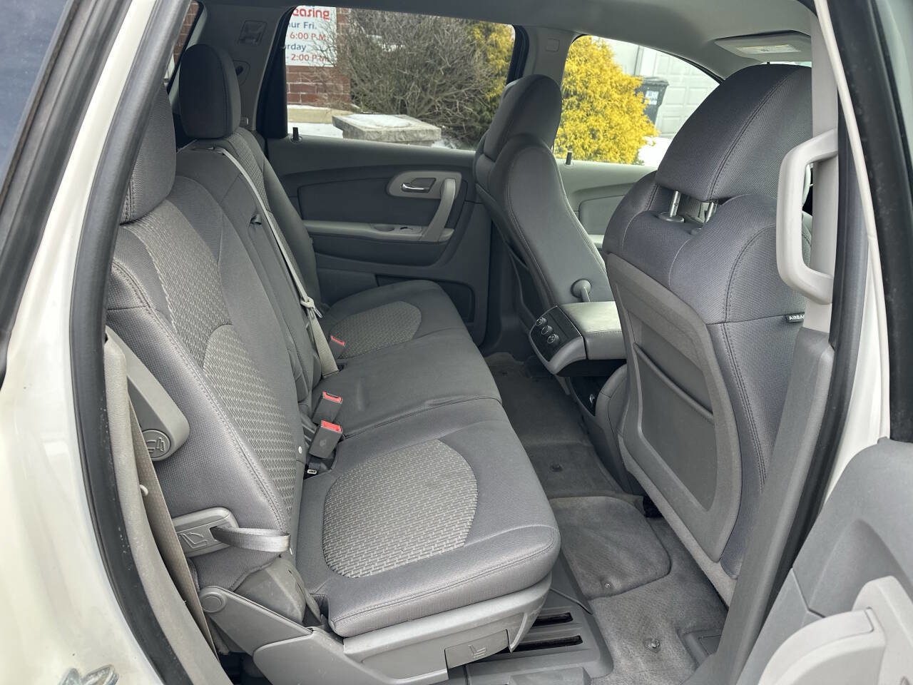 Used 2012 Chevrolet Traverse LS image 25