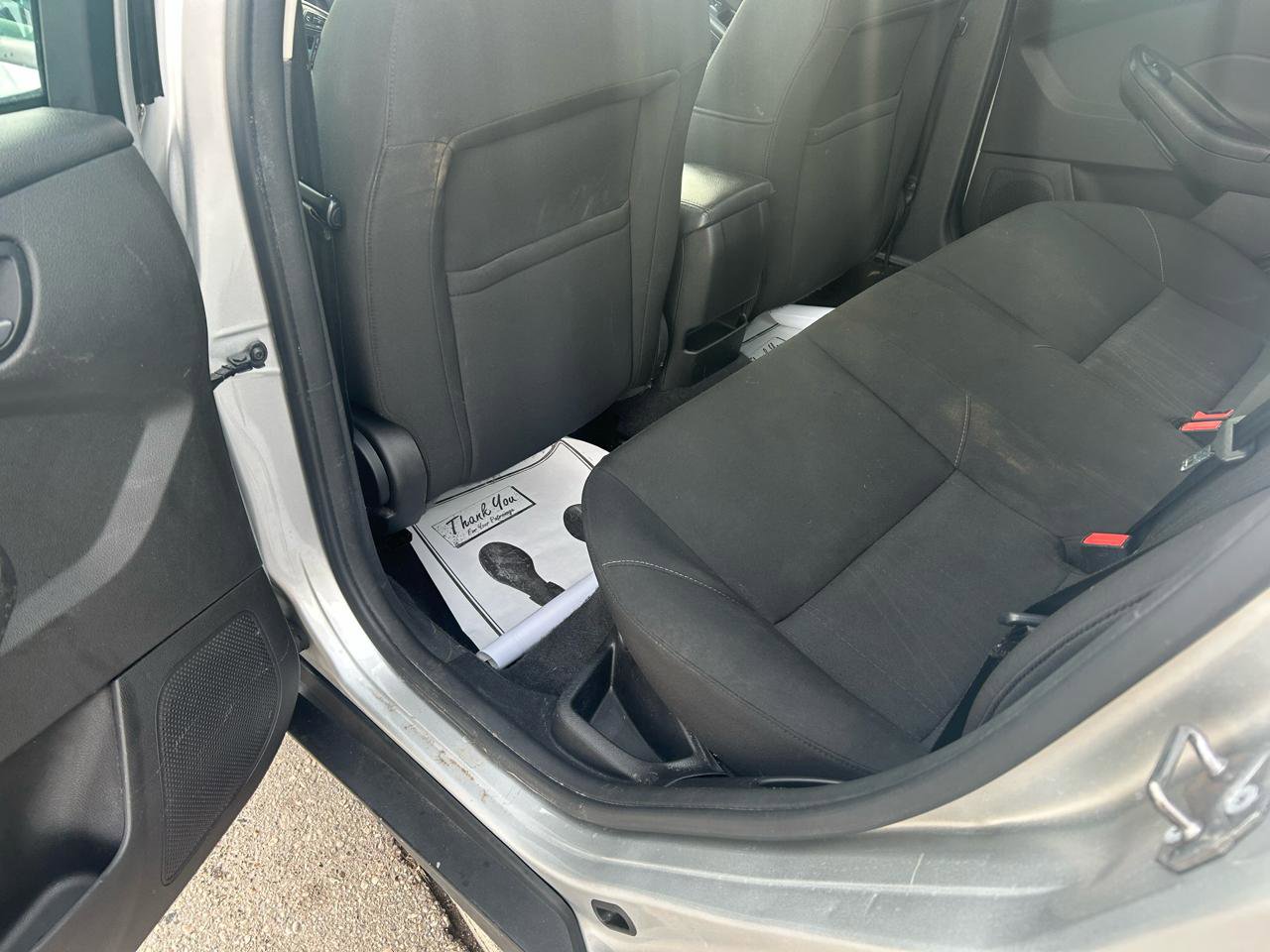 Used 2016 Ford Focus SE image 9