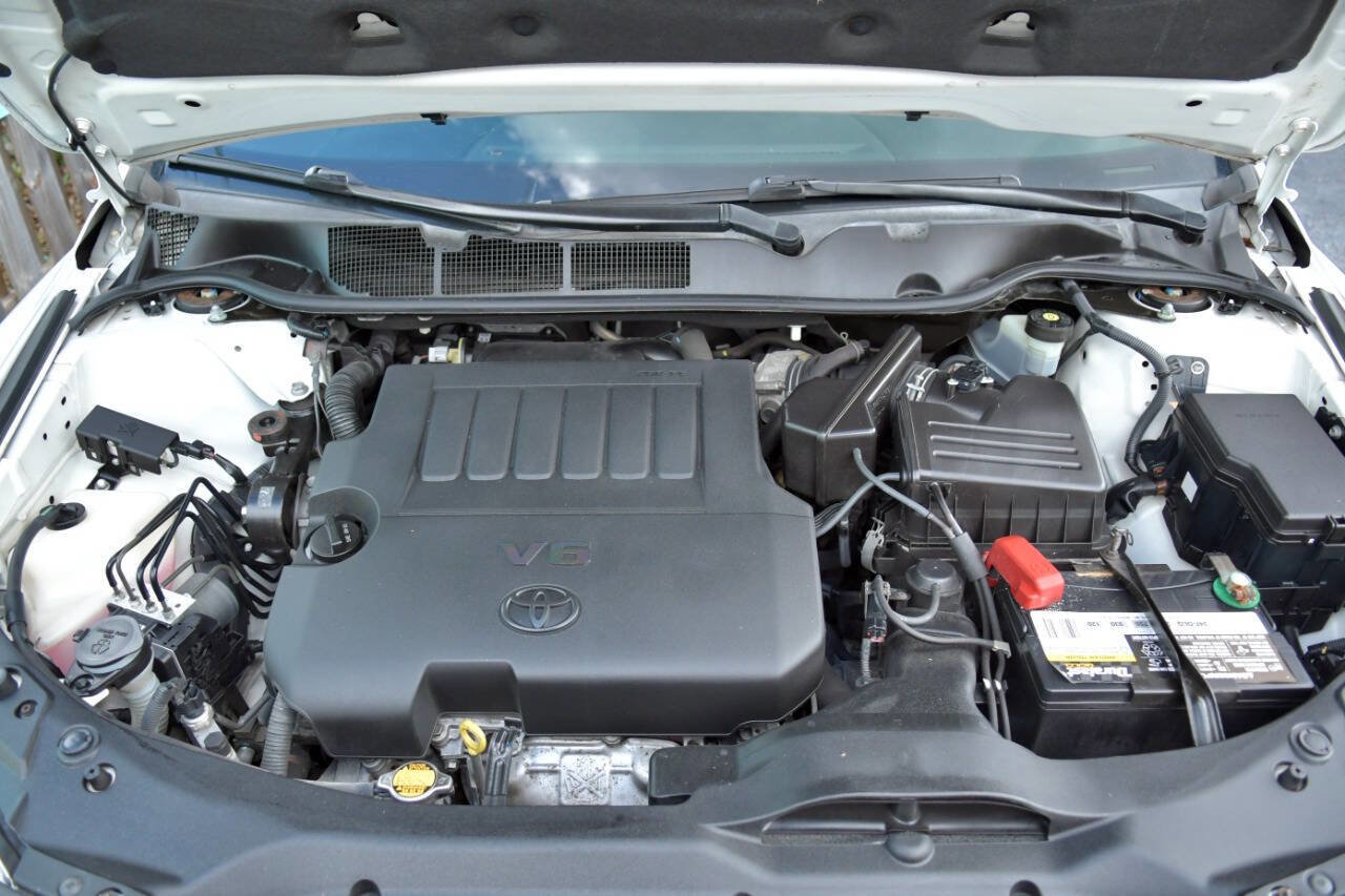 Used 2013 Toyota Venza Limited w/ Tow Prep Pkg image 17