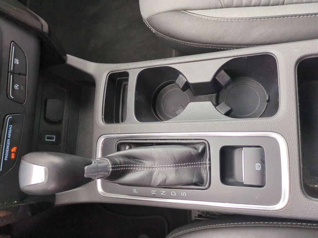 Used 2017 Ford Escape SE w/ SE Sport Appearance Package image 29