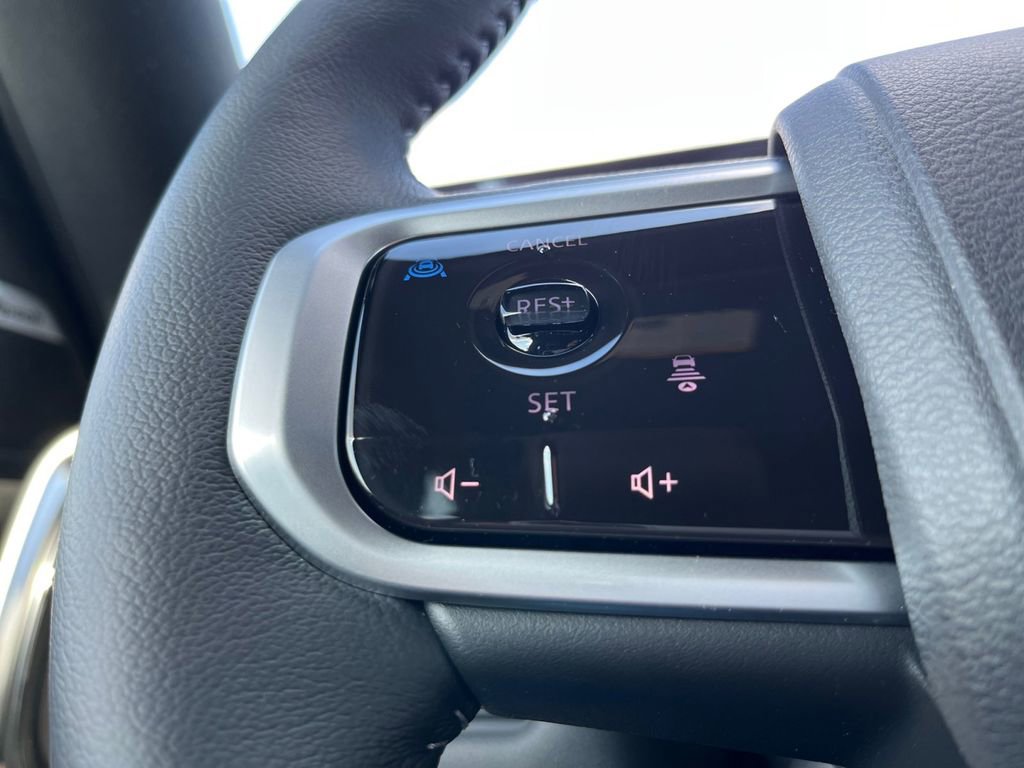 New 2026 Nissan Armada Platinum image 10