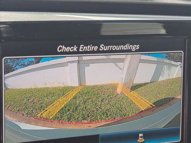 Used 2019 Mercedes-Benz C 300 4MATIC Sedan image 7