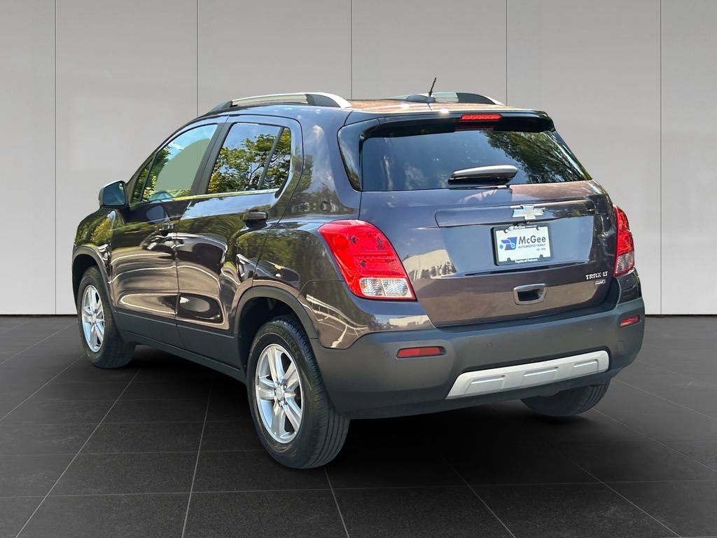 Used 2016 Chevrolet Trax LT w/ LT Convenience Package AWD/4WD image 3