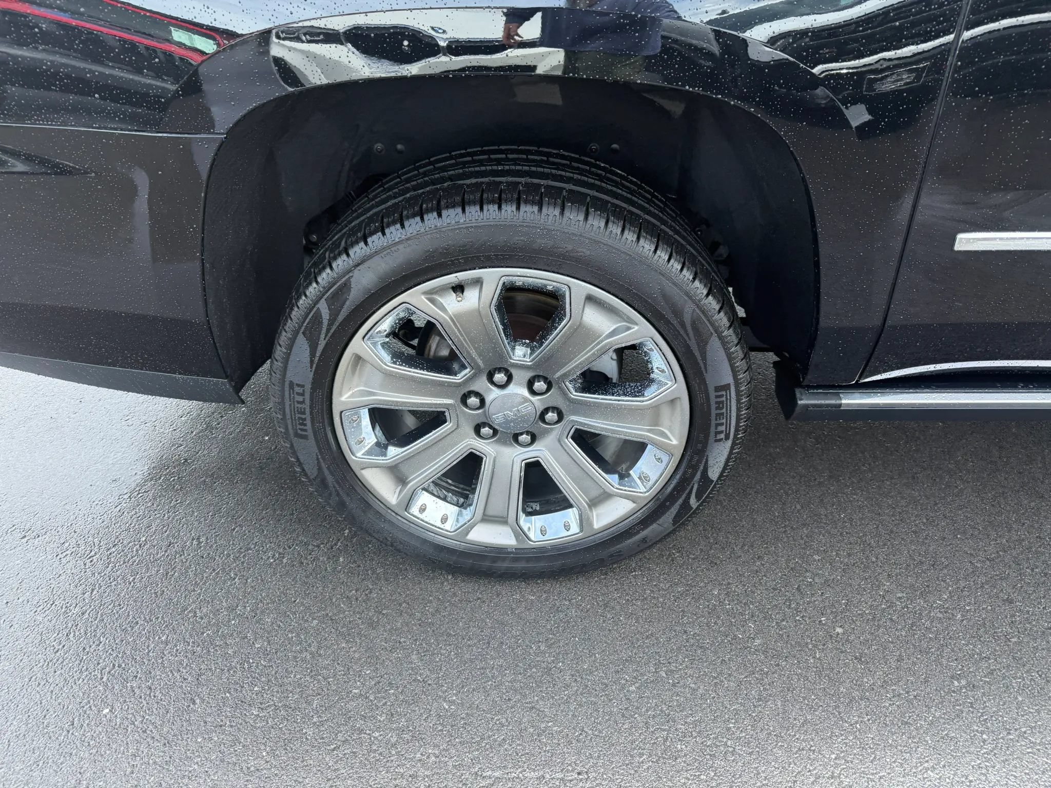 Used 2015 GMC Yukon XL Denali w/ Touring Package RWD image 23