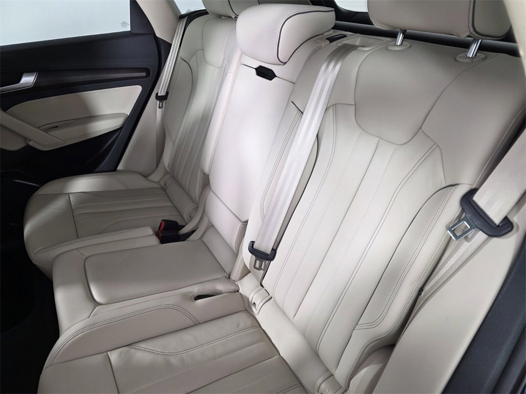 Used 2024 Audi Q5 2.0T Premium image 15