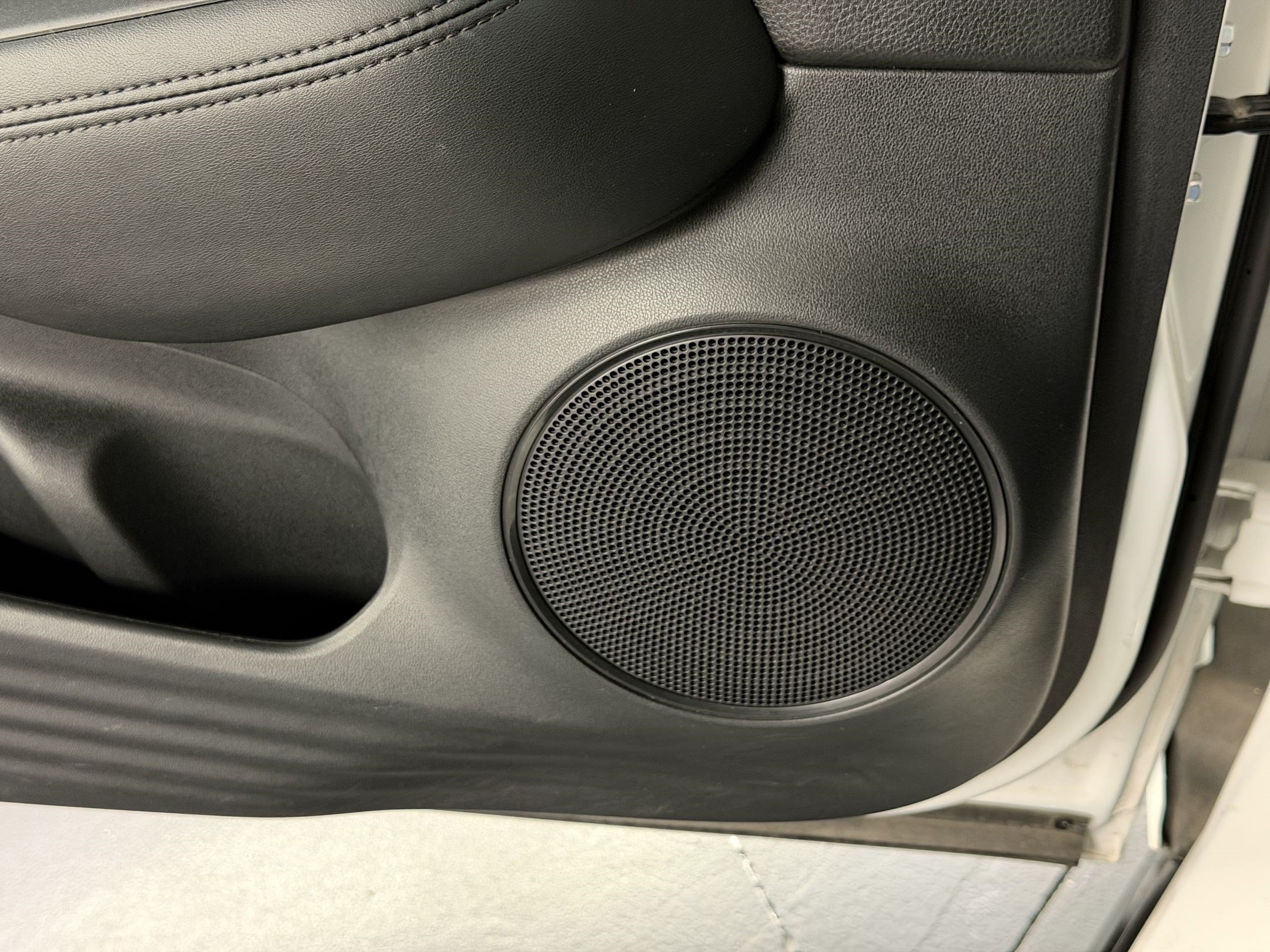 Certified 2024 Honda HR-V LX image 25