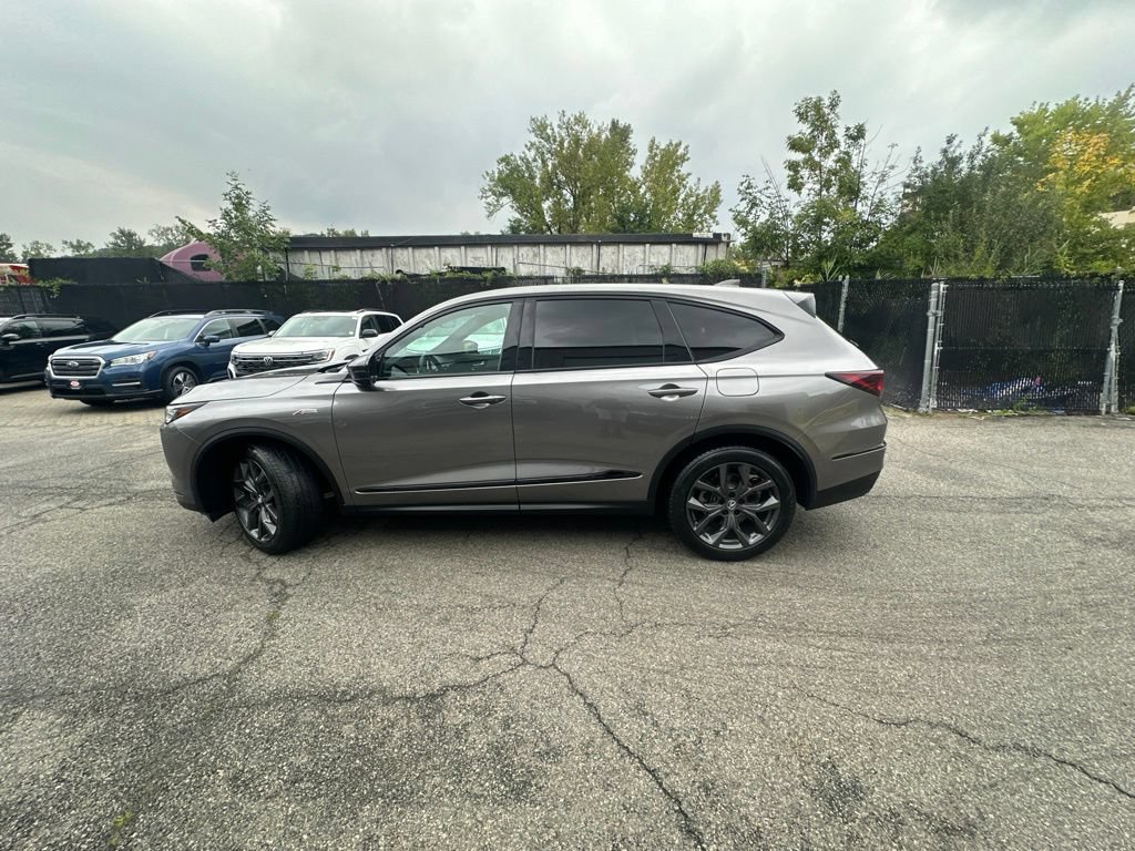 Used 2023 Acura MDX A-Spec AWD/4WD image 3