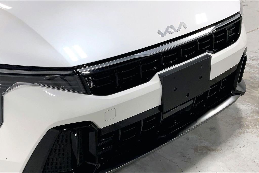 Used 2025 Kia K4 GT-Line w/ GT-Line Premium Package image 37