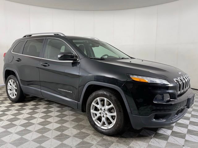 Used 2015 Jeep Cherokee Latitude w/ Comfort/Convenience Group image 5