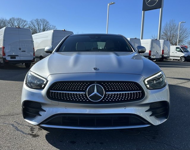 Used 2021 Mercedes-Benz E 450 4MATIC Sedan image 2