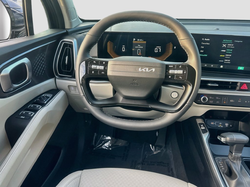 New 2026 Kia Sorento S FWD image 22
