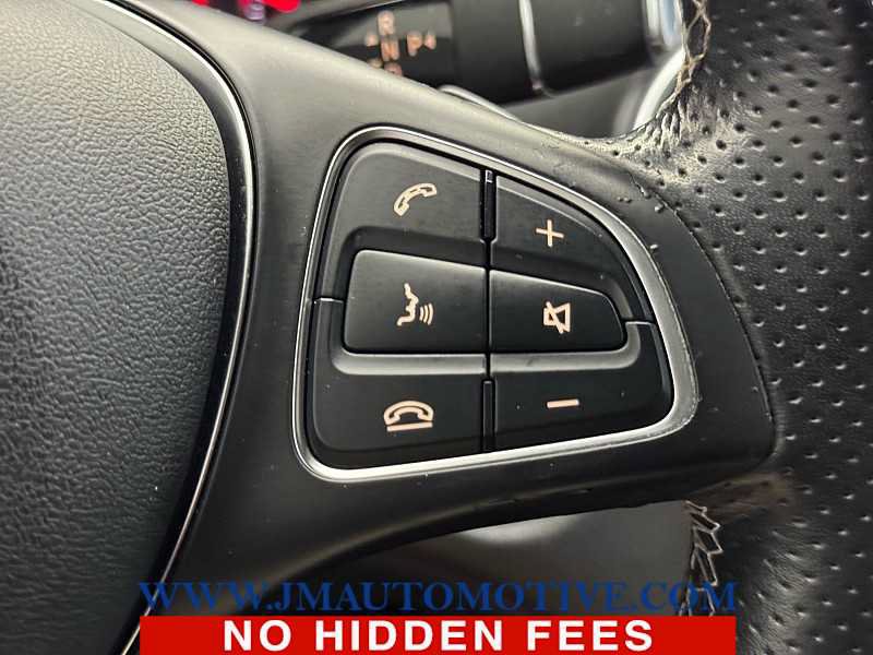Used 2018 Mercedes-Benz GLA 250 4MATIC image 44
