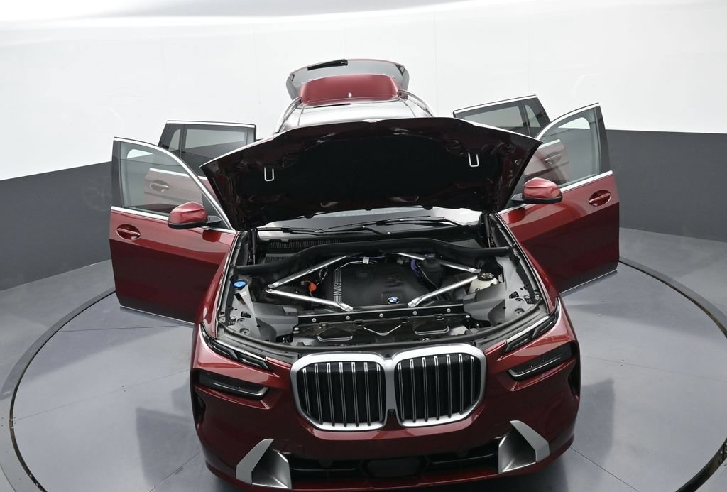 Used 2026 BMW X7 xDrive40i AWD/4WD image 41
