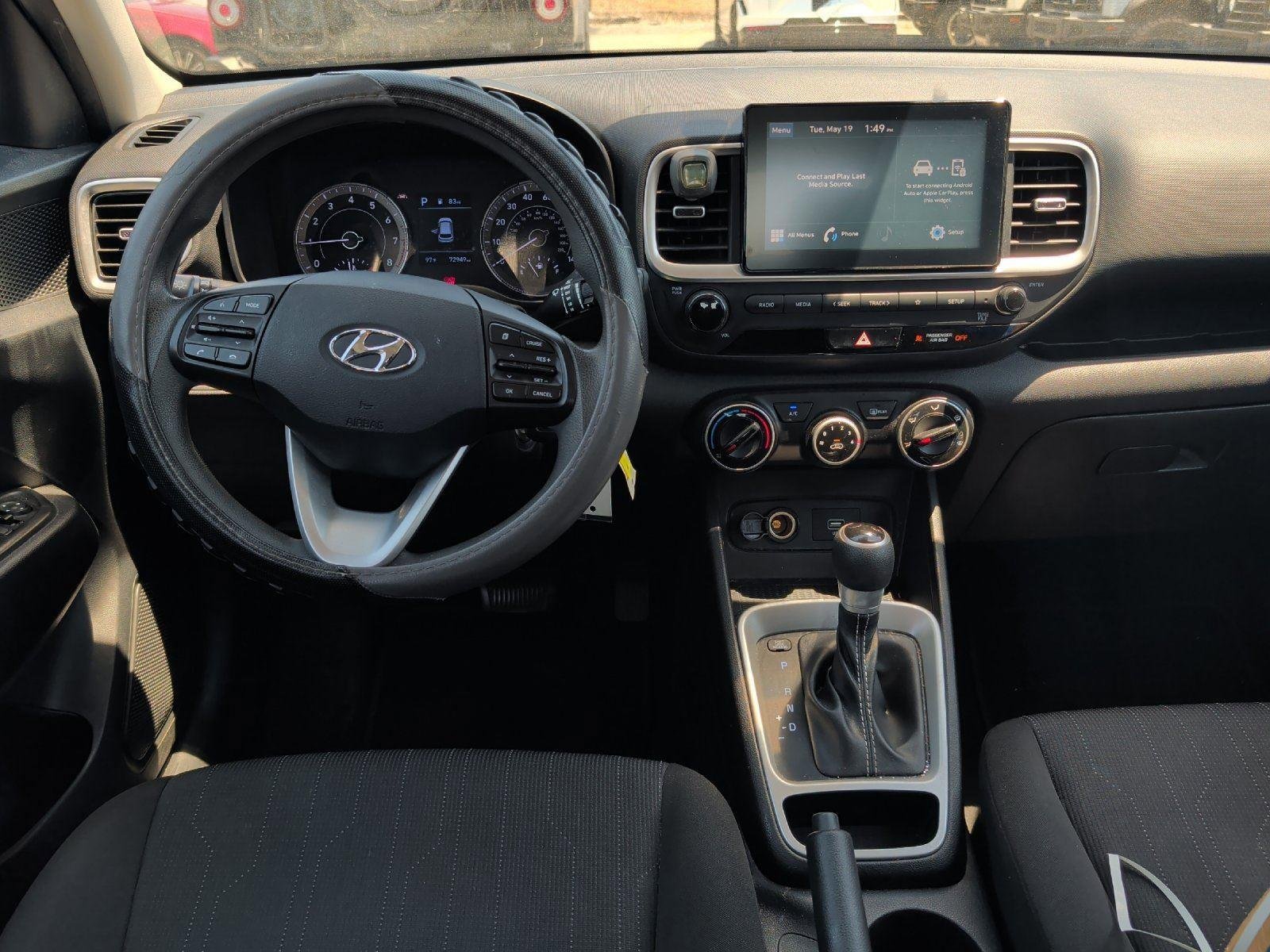 Used 2021 Hyundai Venue SE FWD image 33