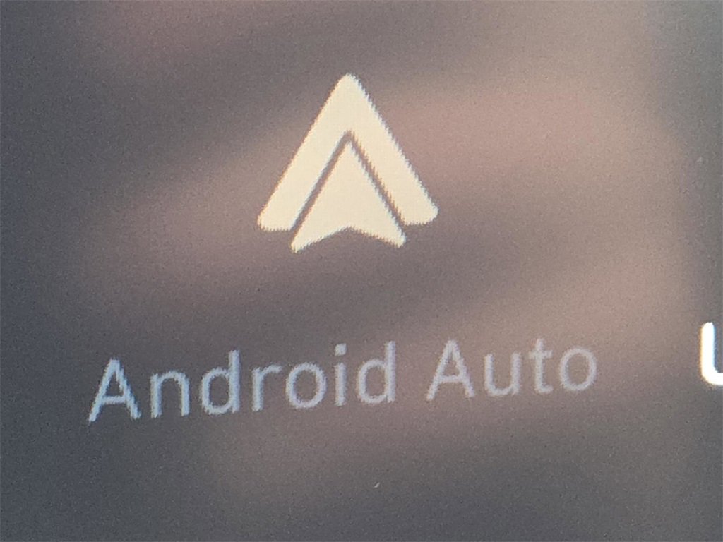 Used 2021 Hyundai Venue SEL w/ Cargo Package image 3