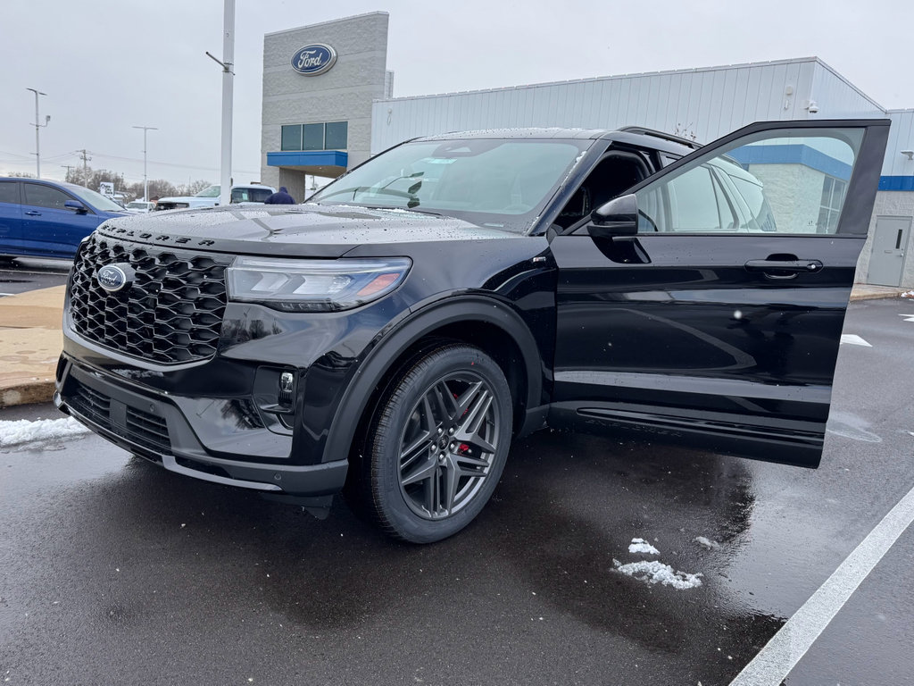 New 2026 Ford Explorer ST-Line w/ ST-Line Street Pack image 36
