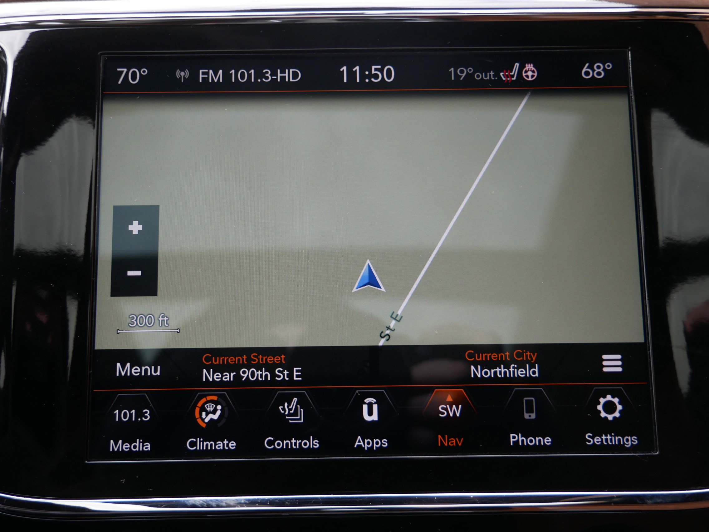 Used 2020 Jeep Grand Cherokee Overland image 17