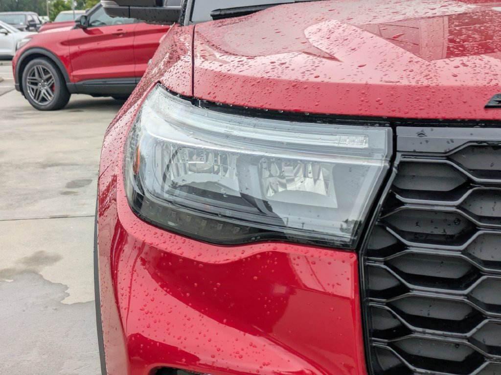 New 2026 Ford Explorer ST-Line w/ ST-Line Street Pack RWD image 9