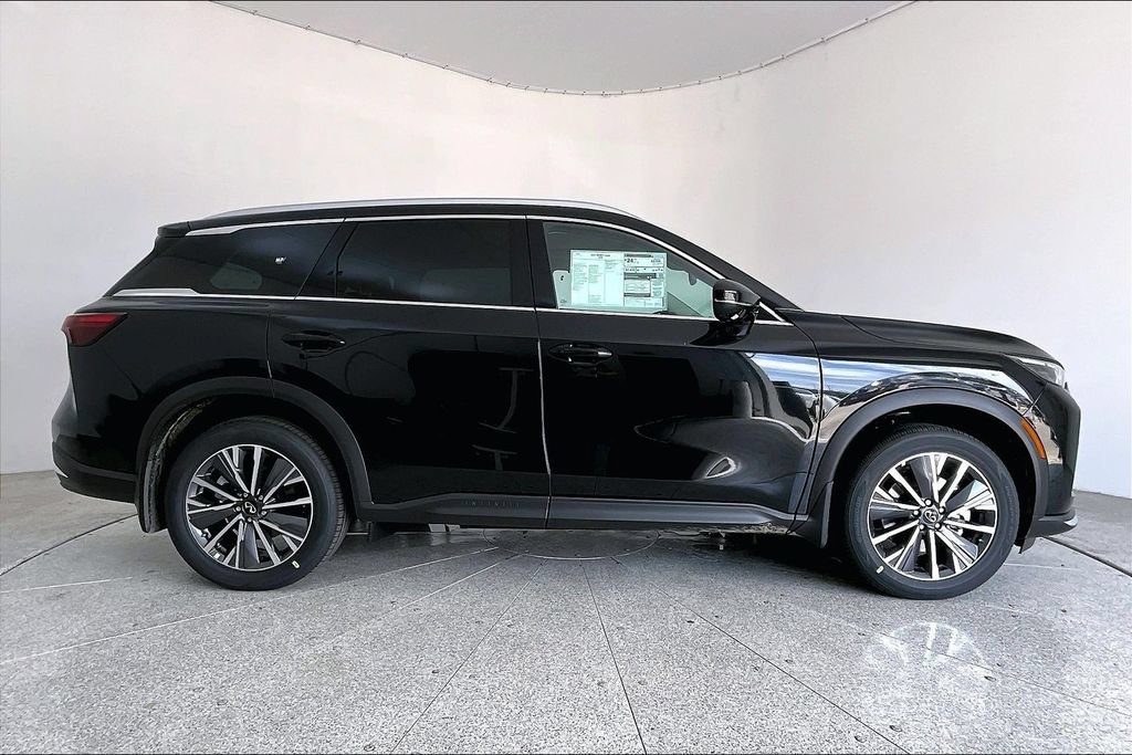 New 2027 INFINITI QX60 Luxe w/ Cargo Package FWD image 8