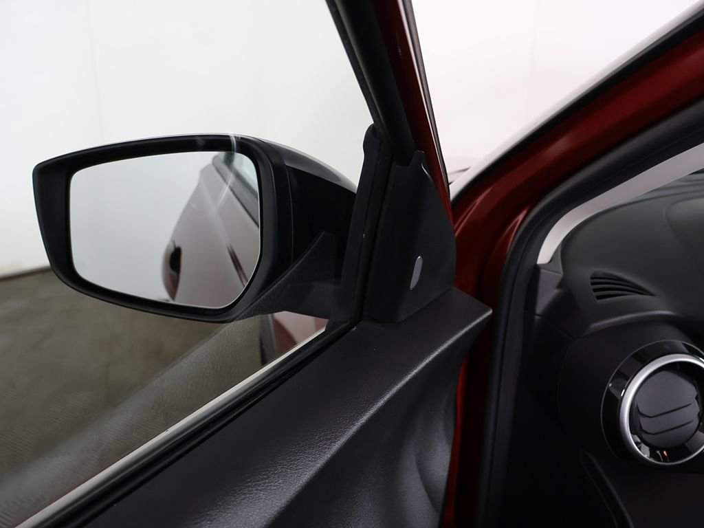 Used 2024 Nissan Kicks SV image 33