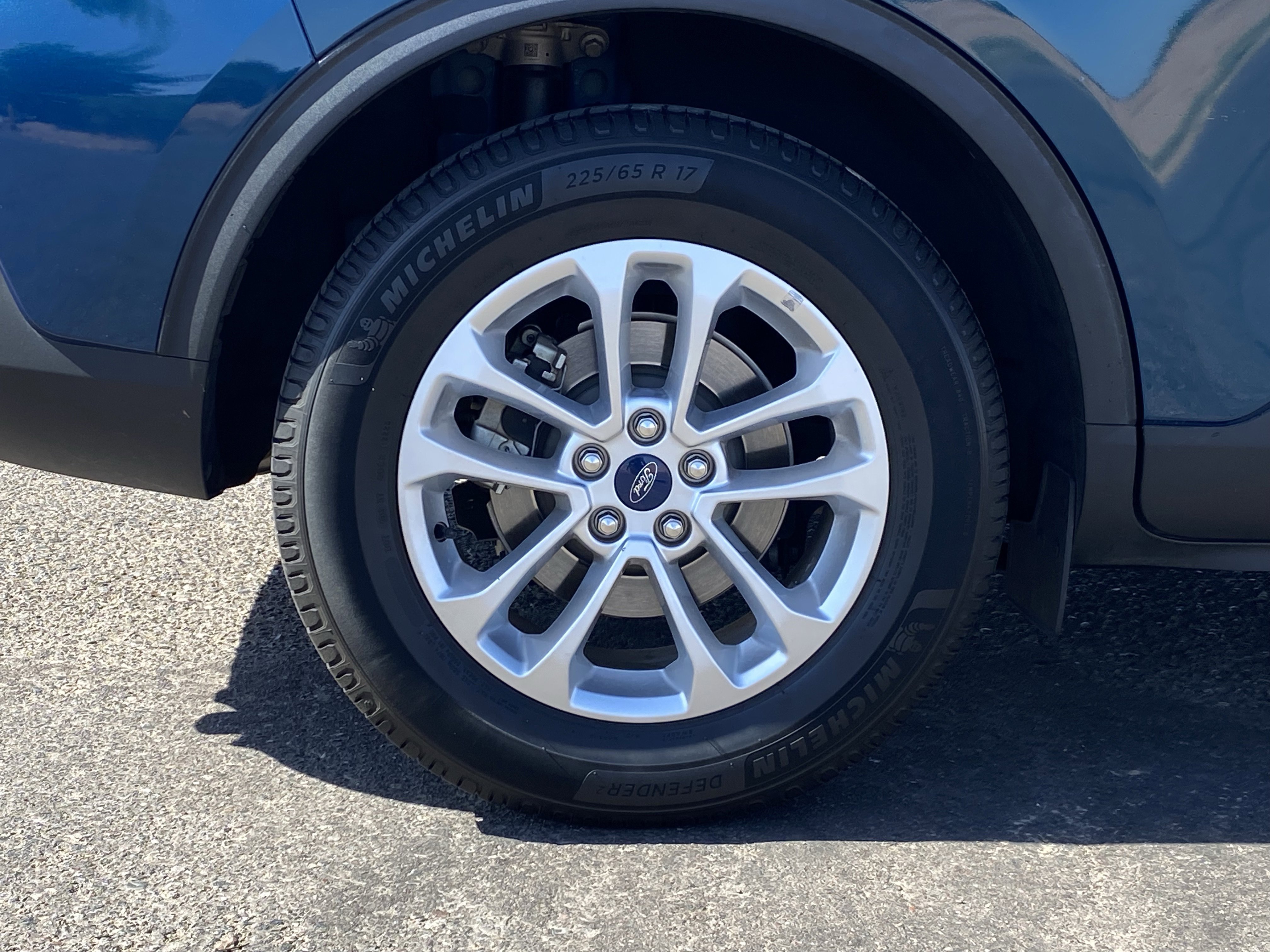 Used 2020 Ford Escape SE FWD image 9