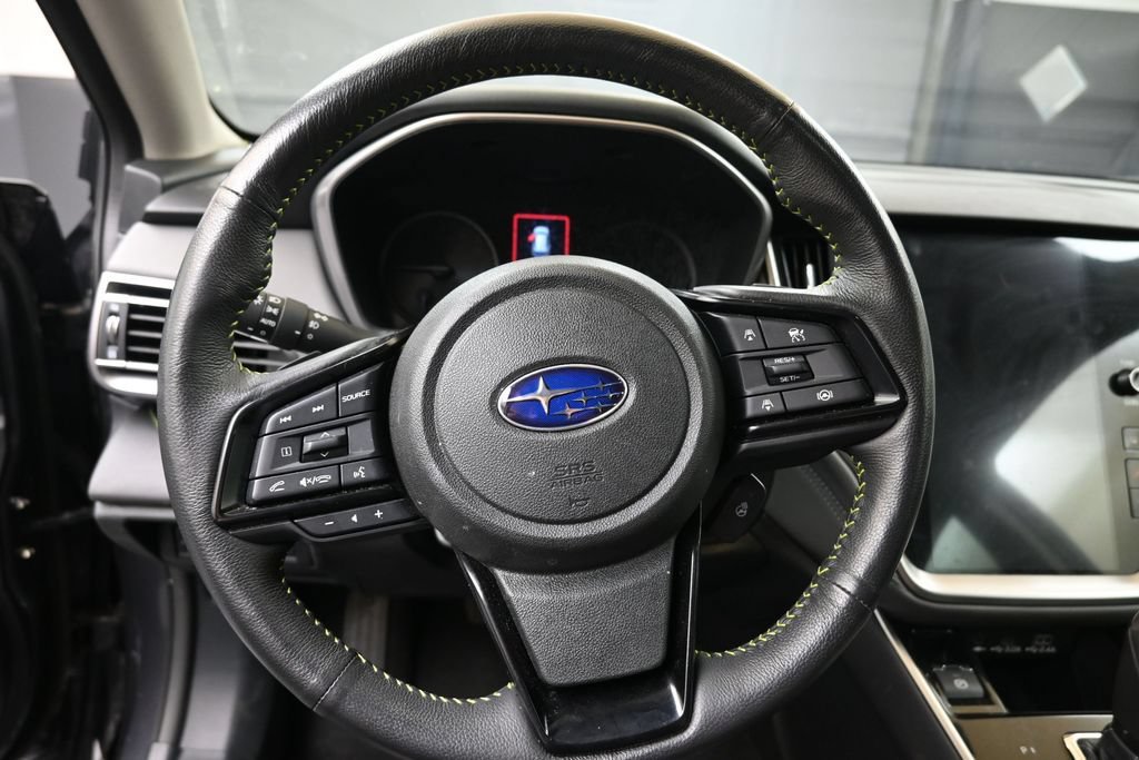 Certified 2025 Subaru Outback Onyx Edition AWD/4WD image 23