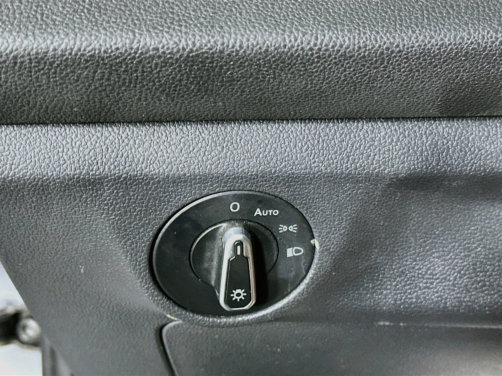 Used 2025 Volkswagen Jetta S FWD image 17