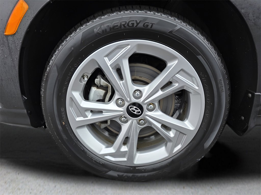 Used 2023 Hyundai Kona SEL image 11