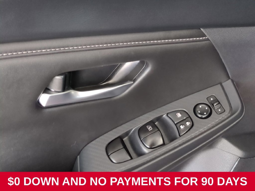 Used 2025 Nissan Sentra SV FWD image 13