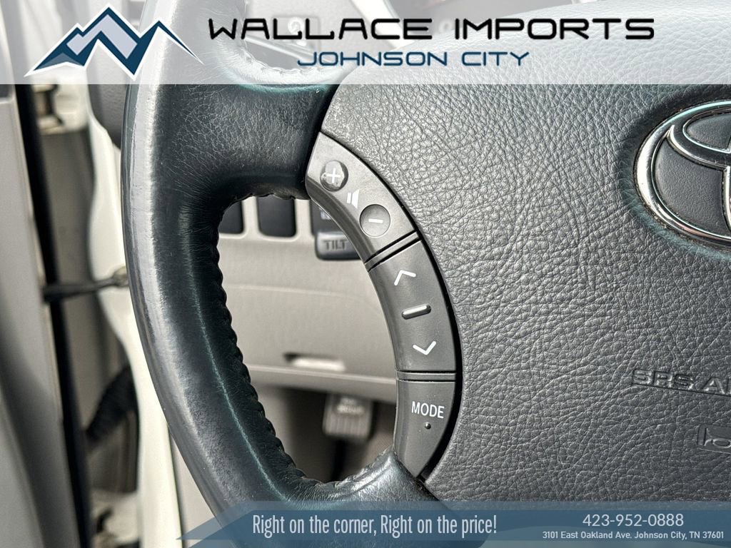 Used 2005 Toyota 4Runner Limited image 27