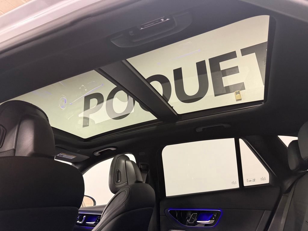 Used 2023 Mercedes-Benz GLC 300 4MATIC w/ Pinnacle Trim Package image 14