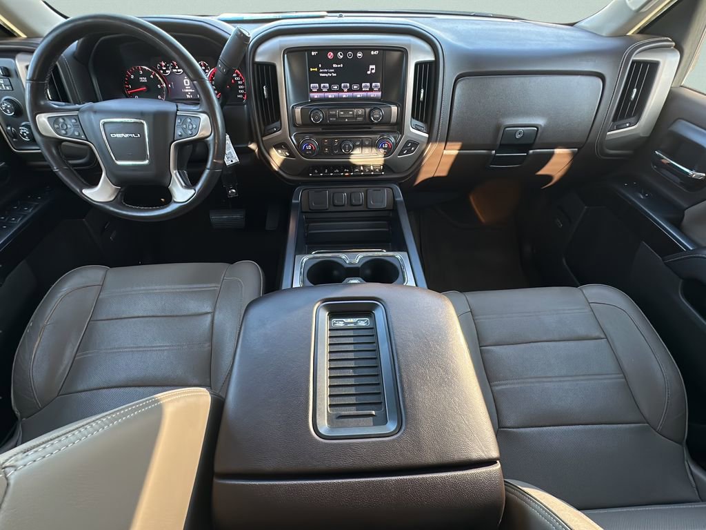 Used 2016 GMC Sierra 1500 Denali w/ Enhanced Driver Alert Package AWD/4WD image 11
