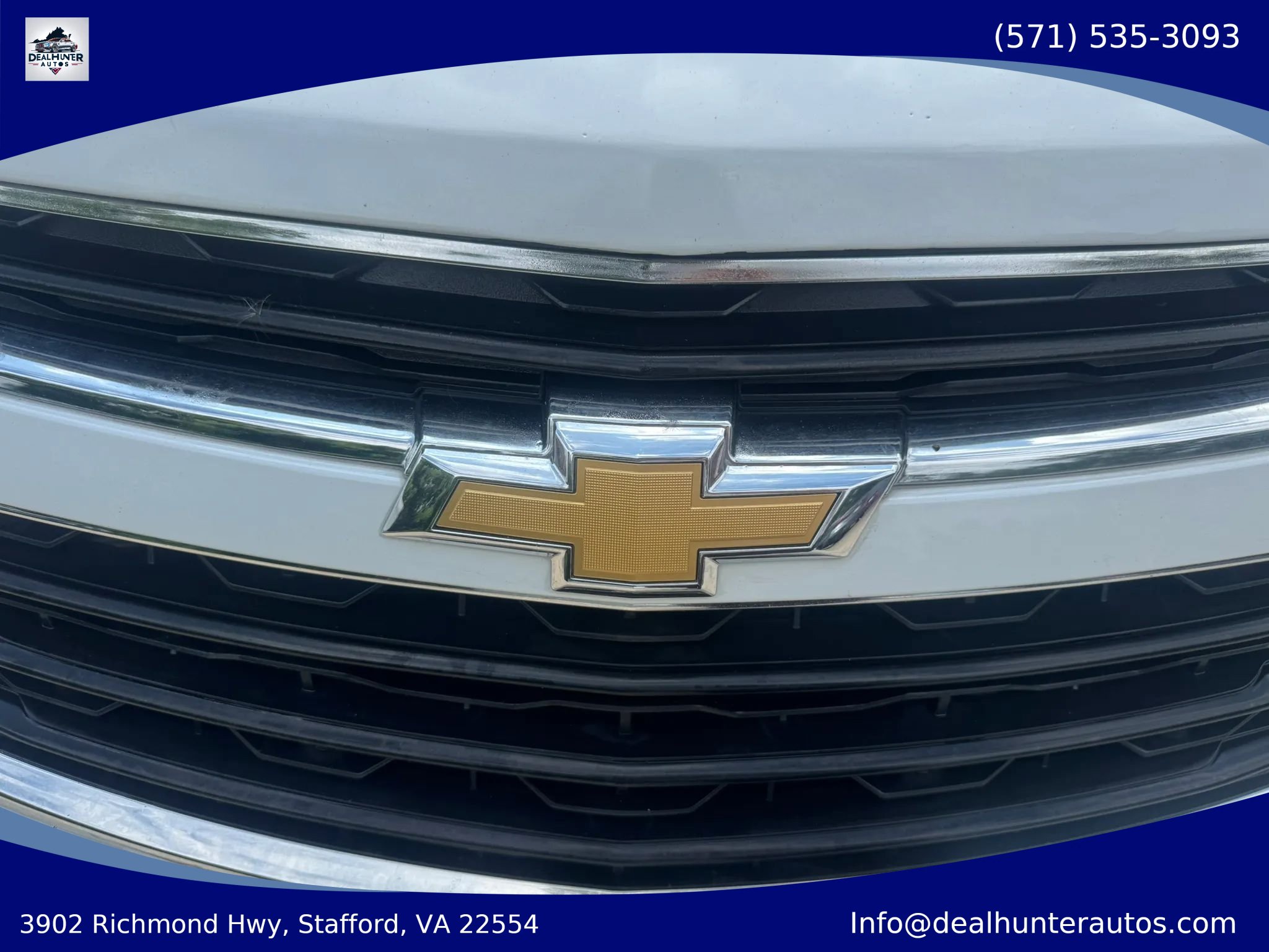 Used 2015 Chevrolet Cruze LTZ w/ Sun, Sound and Sport Package FWD image 11