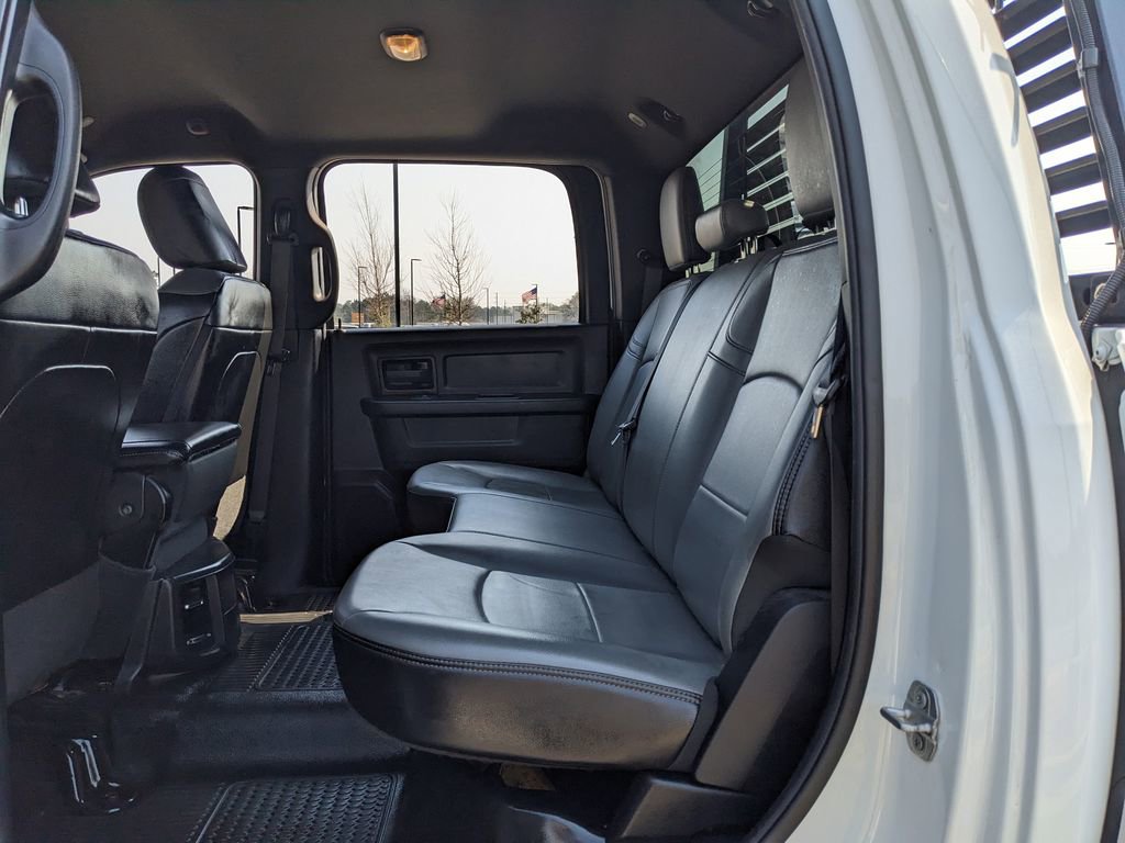 Used 2022 RAM 2500 Tradesman w/ Chrome Appearance Group image 14