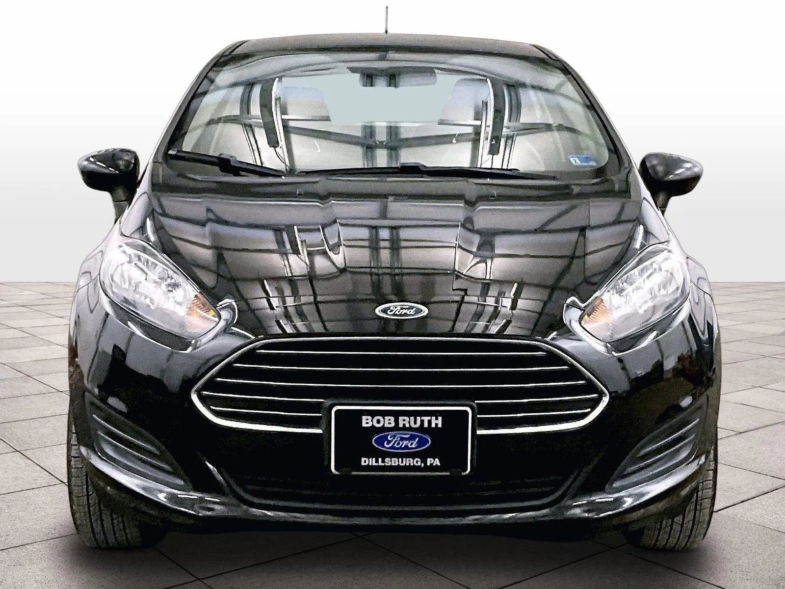Certified 2019 Ford Fiesta SE image 3