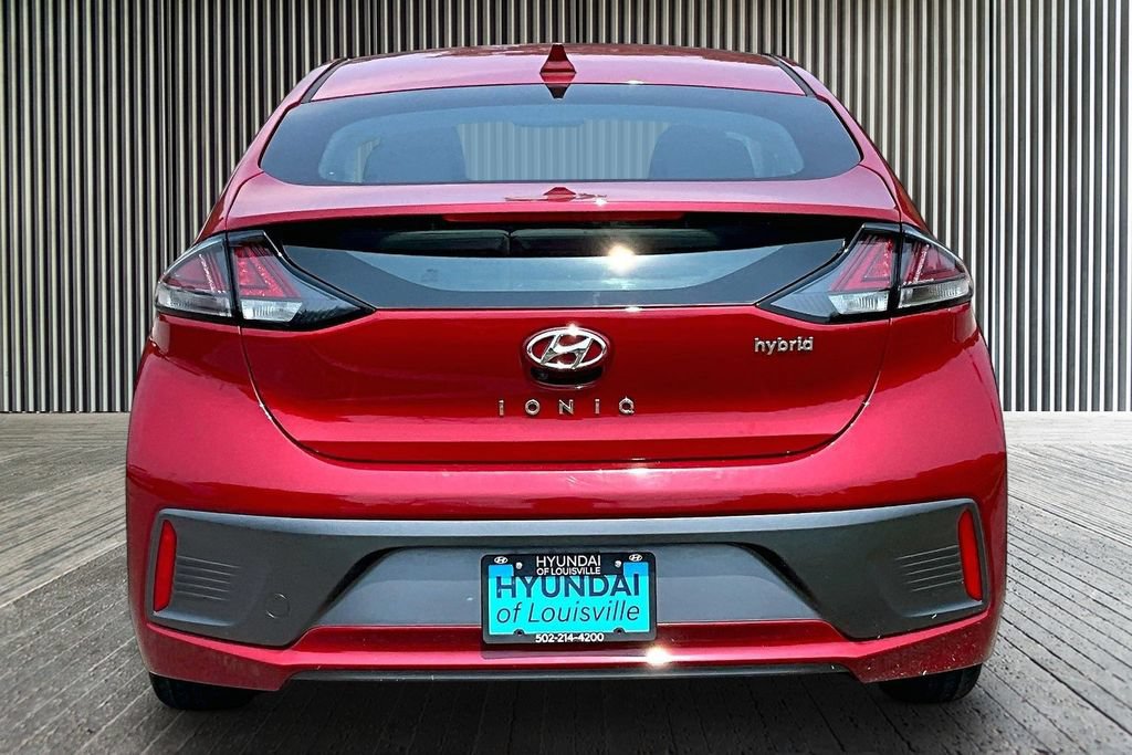 Used 2020 Hyundai Ioniq SEL FWD image 5