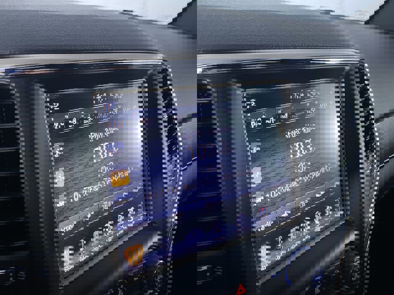 Used 2017 Jeep Grand Cherokee Limited w/ Luxury Group II image 5