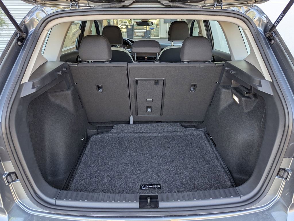 New 2025 Volkswagen Taos S image 18