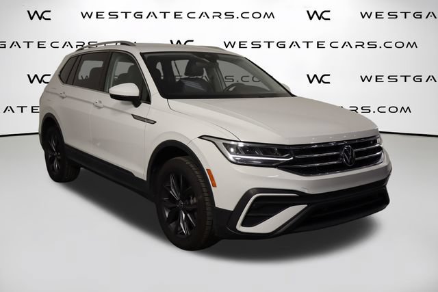Used 2022 Volkswagen Tiguan SE FWD image 44