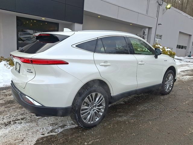 Used 2021 Toyota Venza XLE w/ Softex Package image 6