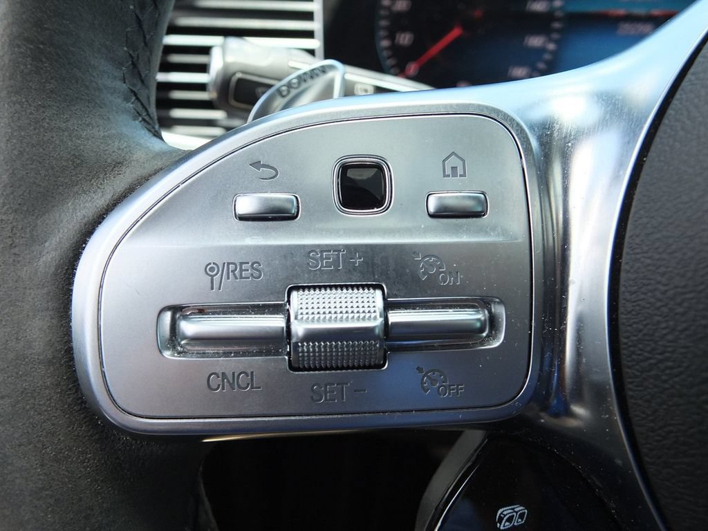 Used 2023 Mercedes-Benz GLE 53 AMG 4MATIC w/ Exterior Lighting Package image 34
