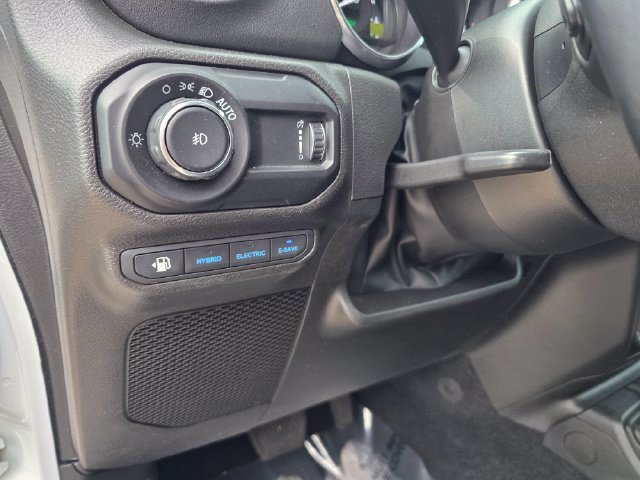 Used 2023 Jeep Wrangler Unlimited Rubicon 4xe w/ Cold Weather Group AWD/4WD image 30
