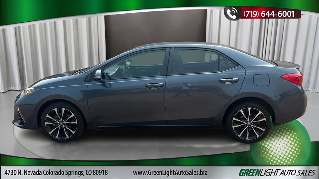 Used 2017 Toyota Corolla SE FWD image 2