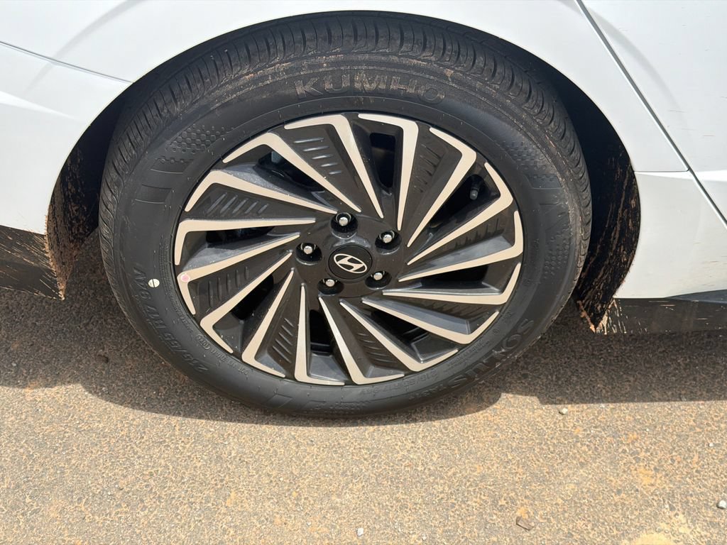 New 2026 Hyundai Sonata SEL FWD image 18